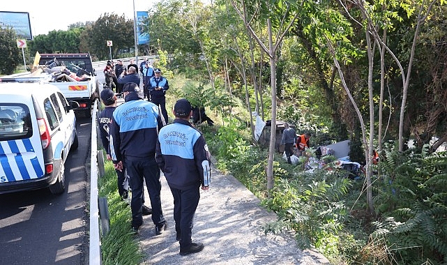 Bakırköy Belediyesi uygunsuz barınma alanlarına müdahale ediyor.- Kamu Çalışanı