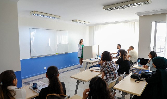 Başkan Çerçioğlu, memur adaylarının yanında olduğunu belirtti.- Kamu Çalışanı