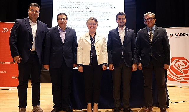 “Başkan Güner, ‘Sosyal Demokrasi ve Türkiye’ paneline katıldı”- Kamu Çalışanı