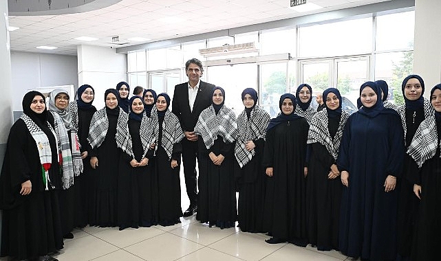 Başkan Kocaman yeni hafızları tebrik etti.- Kamu Çalışanı