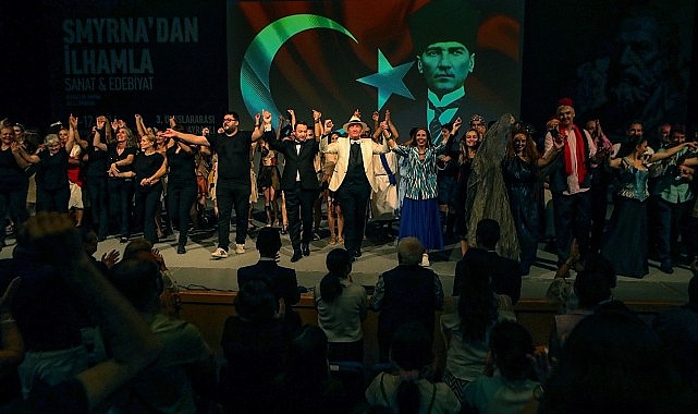 Bayraklı’nın Uluslararası Homeros Festivali’ne muhteşem final- Kamu Çalışanı