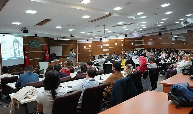 Bornova Belediyesi’nden çalışanlarına ‘Temel Afet Bilinci’ Eğitimi- Kamu Çalışanı