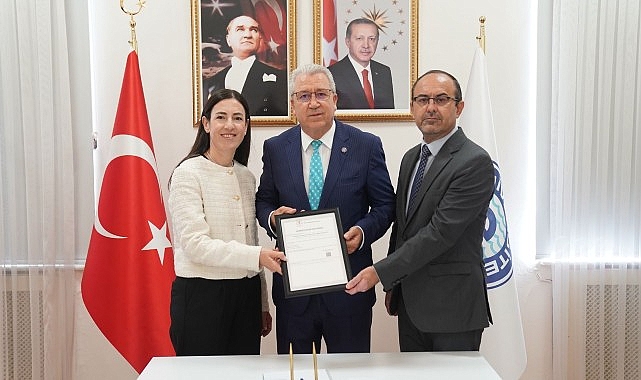 Ege Üniversitesi Petrol- Akaryakıt Analiz Laboratuvarı (EGE-PAL) yeniden akredite oldu- Kamu Çalışanı