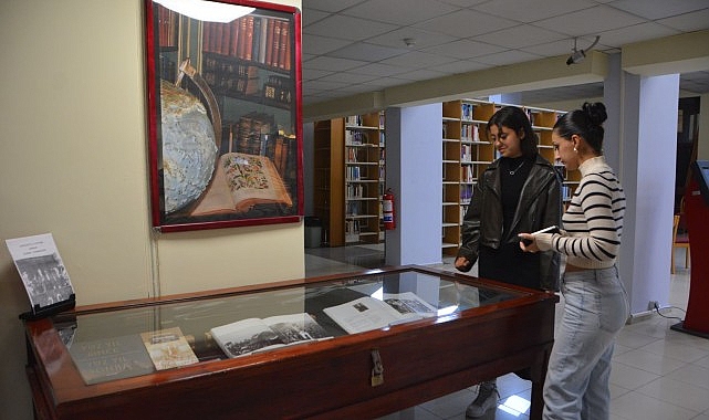 EÜ Merkez Kütüphanesinde “Cumhuriyet ve Atatürk Günleri Kitap Sergisi” açıldı- Kamu Çalışanı