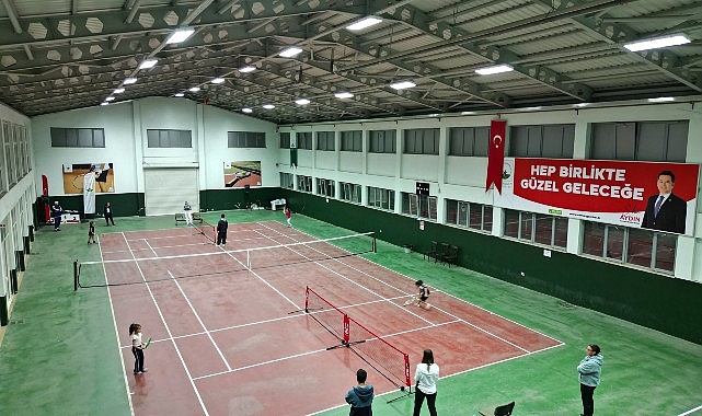 Geleceğin şampiyon raketleri korta çıktı – Kamu Çalışanı