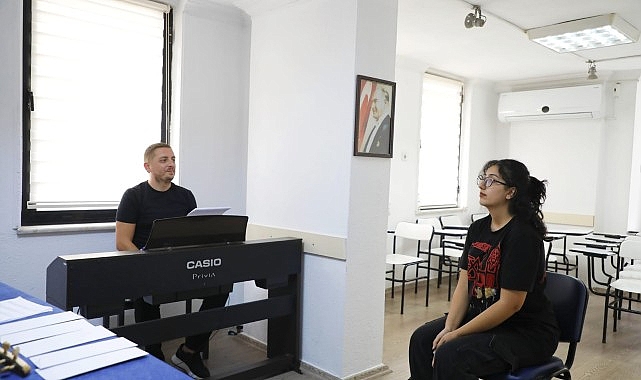 Geleceğin sanatçıları Aydın Büyükşehir Belediyesi Konservatuvarı’nda yetişiyor- Kamu Çalışanı