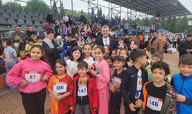 Gölcük’te Cumhuriyet Coşkusu Sporla Birleşti- Kamu Çalışanı