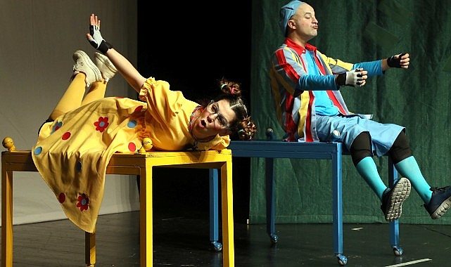 İBB Şehir Tiyatroları Kasım Ayında 34 Oyunu Seyirciyle Buluşturuyor- Kamu Çalışanı