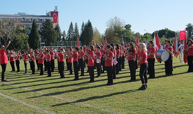 Kemer’de Cumhuriyet Bayramı coşkusu- Kamu Çalışanı