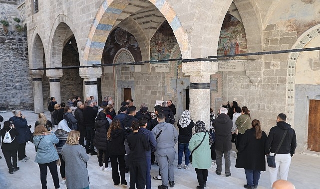 Meryem Ana Kilisesi Yerli ve Yabancı Turistleri Ağırlıyor- Kamu Çalışanı