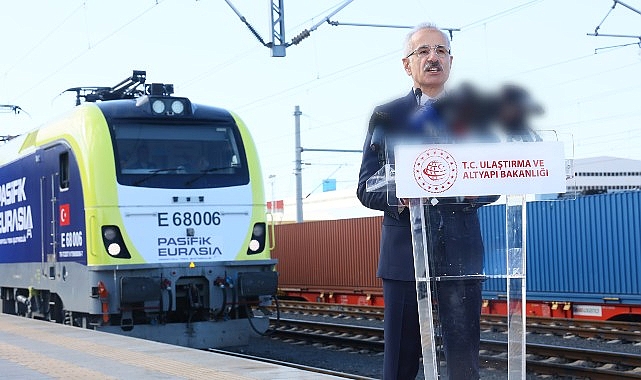 T.C. Ulaştırma ve Altyapı Bakanı Abdulkadir Uraloğlu: Pasifik Eurasia DTİ, bir yılda 600 milyon euro değerinde 750 bin ton ihracat yükü taşımayı planlıyor.- Kamu Çalışanı