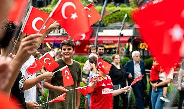 Watergarden İstanbul, Türkiye Cumhuriyeti’nin 101. Yılını Coşkuyla Kutluyor- Kamu Çalışanı