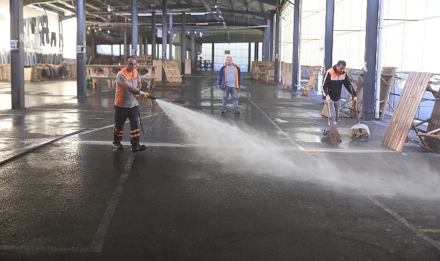Bakırköylü Vatandaşlar Tertemiz Alanlarda Alışveriş Yapıyor- Kamu Çalışanı