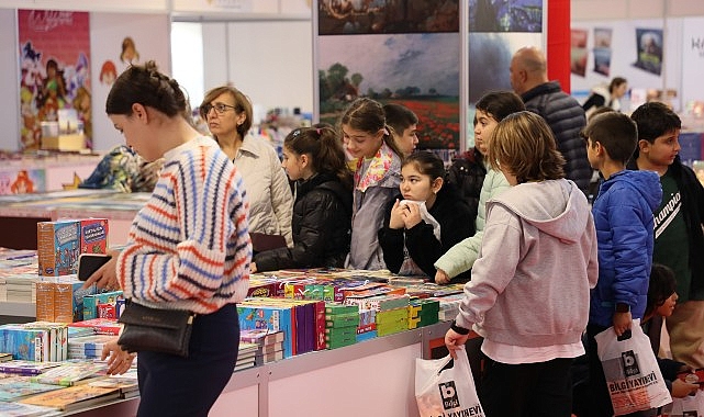 Başkan Çerçioğlu Binlerce Vatandaşı Aydın Kitap Fuarı’nda Buluşturdu- Kamu Çalışanı