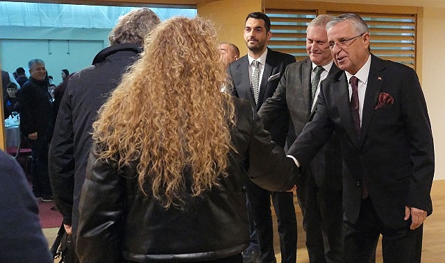 Başkan Topaloğlu öğretmenlerle yemekte bir araya geldi- Kamu Çalışanı