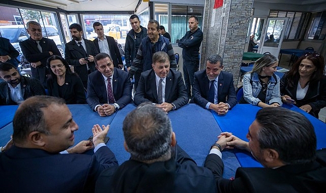 Başkan Tugay Atatürk için düzenlenen hayır yemeğine katıldı – Kamu Çalışanı