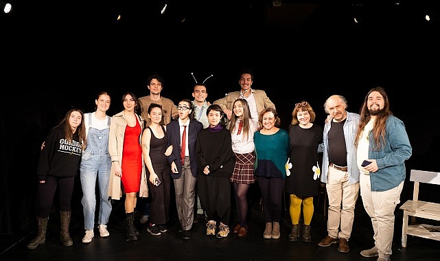 Bilkent Üniversitesi Tiyatro Bölümü ve Yönetmen Yoko Oike Ortak Yapım Projesi “Parlayan Şehir” Sahnede- Kamu Çalışanı