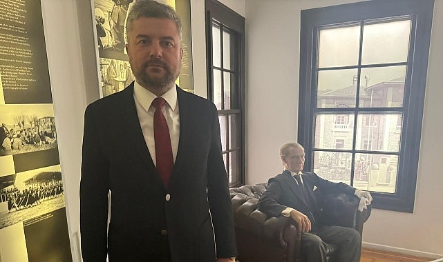 Buca Belediye Başkanı Görkem Duman: “Atam; emanetin ve bize bıraktığın bu şanlı bayrak, ilelebet payidar kalacak”- Kamu Çalışanı