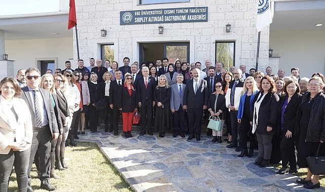 Çeşme Turizm Fakültesi Shipley-Altındağ Öğrenci Yurdu düzenlenen törenle açıldı- Kamu Çalışanı