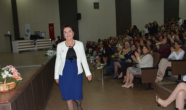 EÜ Hemşirelik Fakültesinde Prof. Dr. Ayfer Karadakovan emekliliğe uğurlandı- Kamu Çalışanı