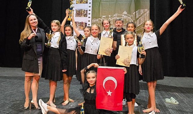 Kemer’in dansçılarından büyük başarı- Kamu Çalışanı