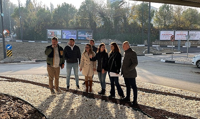 Manisa Büyükşehir Belediyesi peyzaj çalışmalarını kent genelinde sürdürüyor- Kamu Çalışanı