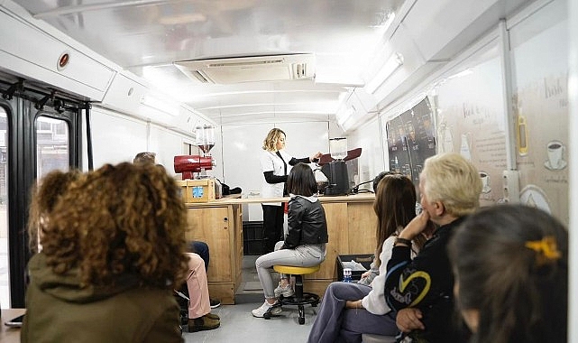 “Mobil Barista” otobüsünün yeni rotası gençlik merkezleri- Kamu Çalışanı