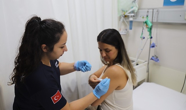 Muğla Büyükşehir Belediyesi, ücretsiz HPV aşısı desteği ile vatandaşların yanında olmaya devam ediyor. – Kamu Çalışanı