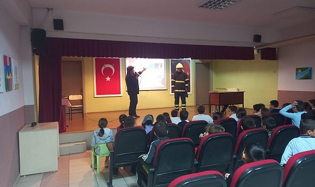 Öğrenciler itfaiyecilik mesleğini öğrendi- Kamu Çalışanı