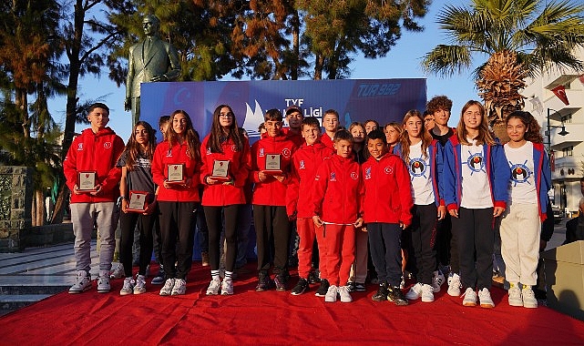 Türkiye Yelken Federasyonu Yelken Ligi 1. Ayak IQ FOIL-TECHNO 293 yarışları ve “Milli Takım” seçmeleri Ayvalık’ta başladı.- Kamu Çalışanı