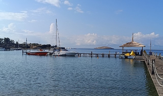 TYF Yelken Ligi Funboard Foça Yarışları rüzgar yetersizliğinden yapılamadı- Kamu Çalışanı