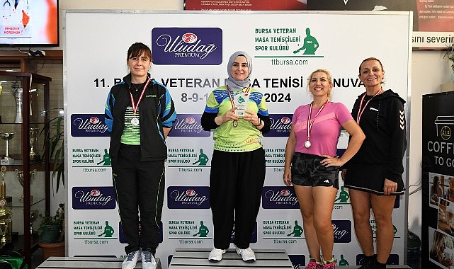 Veteranların masa tenisi heyecanı- Kamu Çalışanı