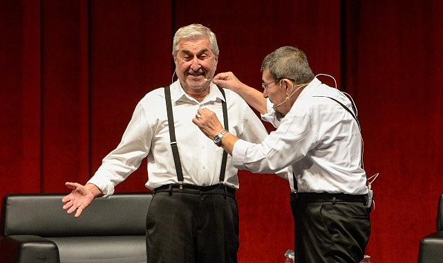 Yenişehir Belediyesi binlerce vatandaşı tiyatro ile buluşturdu- Kamu Çalışanı