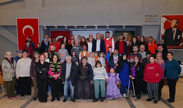 3 Aralık Dünya Engelliler Günü’nde engelliler ve aileleri buluştu, gönüllerince eğlendi- Kamu Çalışanı