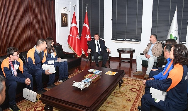Başkan Aydın şampiyon sporcuları ağırladı- Kamu Çalışanı