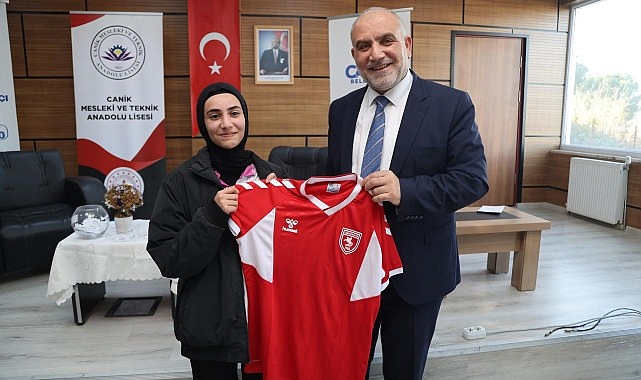 Başkan İbrahim Sandıkçı Öğrencilere Buluştu – Kamu Çalışanı