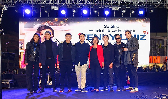 Başkan Kınay’dan genç sanatçılara destek- Kamu Çalışanı