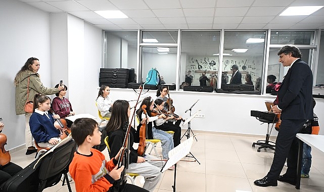 Başkan Kocaman İle Gençlerin Kahve Sohbeti- Kamu Çalışanı
