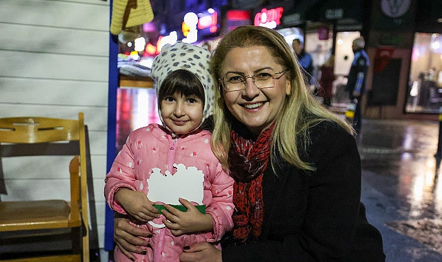 Başkan Ovalıoğlu Bakırköy’de Kurulan Yılbaşı Panayırını Ziyaret Etti- Kamu Çalışanı