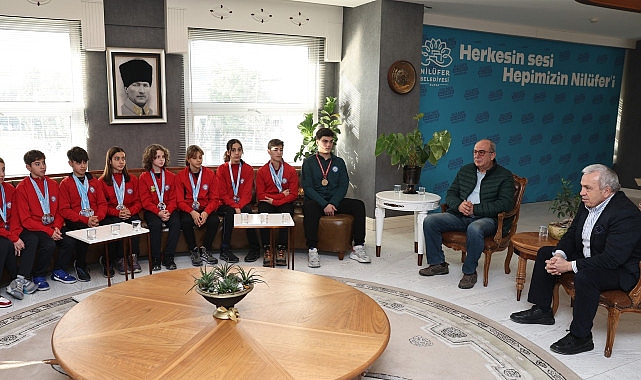 Başkan Şadi Özdemir başarılı sporcuları ağırladı- Kamu Çalışanı