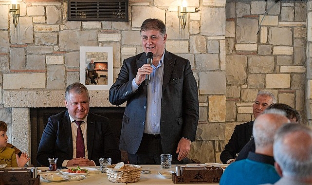 Başkan Tugay Urla’da muhtarlar ve meclis üyeleri ile buluştu “Urla’yı gözümüz gibi korumalıyız”- Kamu Çalışanı
