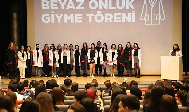 BİLGİ Sağlık öğrencileri beyaz önlüklerini giyerek mesleğe ilk adımlarını attı- Kamu Çalışanı