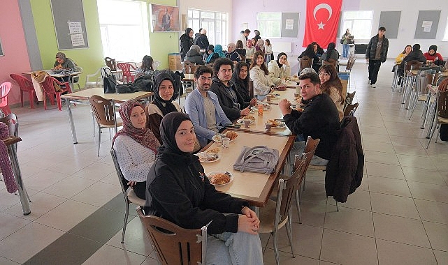 Büyükşehir Gençlik Meclisi Fakülte Kahvaltıları ile Öğrencilerin Kaynaşmasını Sağlıyor- Kamu Çalışanı
