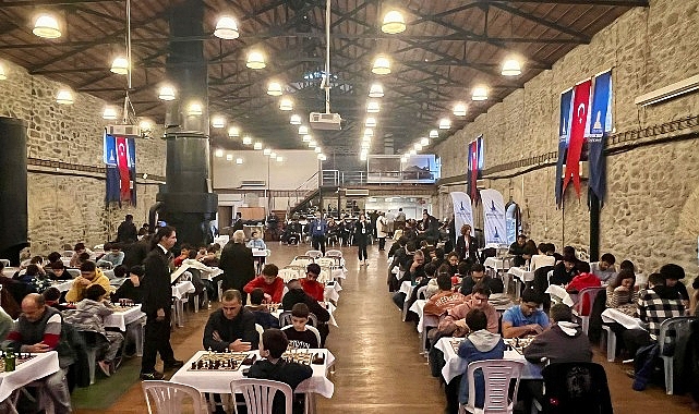 Büyükşehir’in geleneksel satranç turnuvası tamamlandı- Kamu Çalışanı