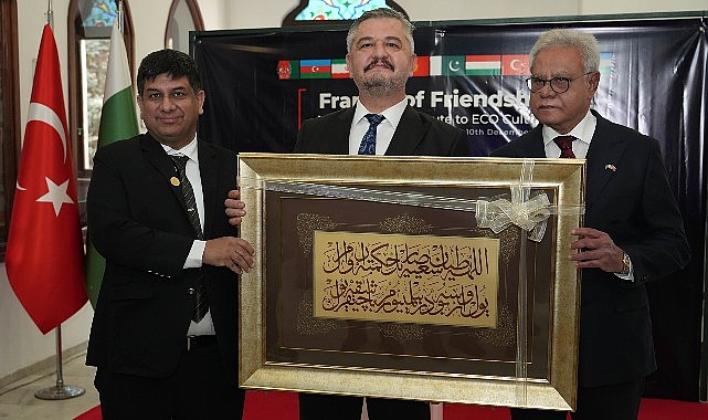 “Dostluğun Çerçeveleri” sergisi sanatseverlerle buluştu  Keçiören’de ECO ülkeleri fotoğraf sergisi açıldı- Kamu Çalışanı