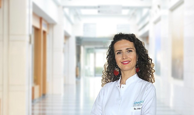 Evde diş beyazlatmadan kaçının  Beyazlatma işlemi güvenilir kliniklerde yapılmalı- Kamu Çalışanı