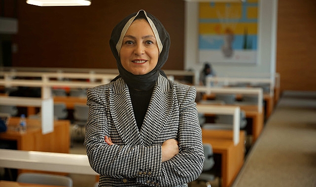 Göz yorgunluğunu önlemek için göz kırpma sayınızı artırın- Kamu Çalışanı