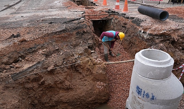İSU’dan Derince Denizciler Caddesi’ne 30 milyonluk altyapı yatırımı- Kamu Çalışanı