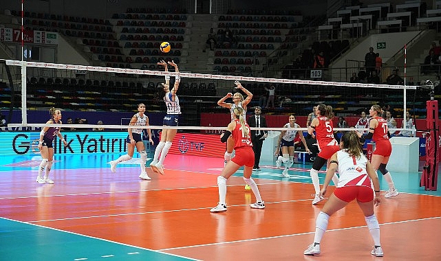 Kadın voleybol takımından 3-0’lık galibiyet- Kamu Çalışanı