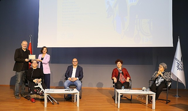 Karabağlar’da “Engelsiz Gelecek” için bir araya geldiler- Kamu Çalışanı